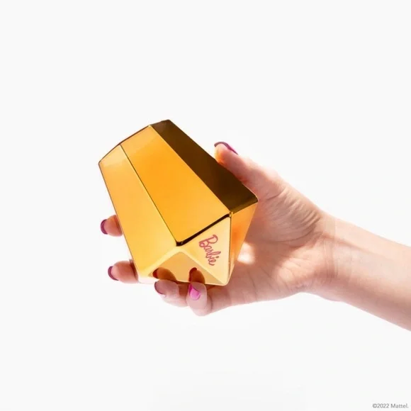 BARBIE™ X DRAGON GLASSWARE® DREAMHOUSE™ DIAMOND GLASSES
10 oz Gold/Pink - Picture 5 of 7